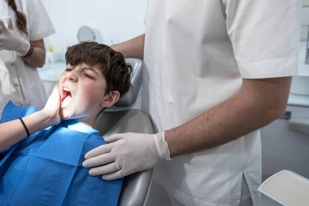 Best Emergency Tooth Extraction in Cecilia, LA